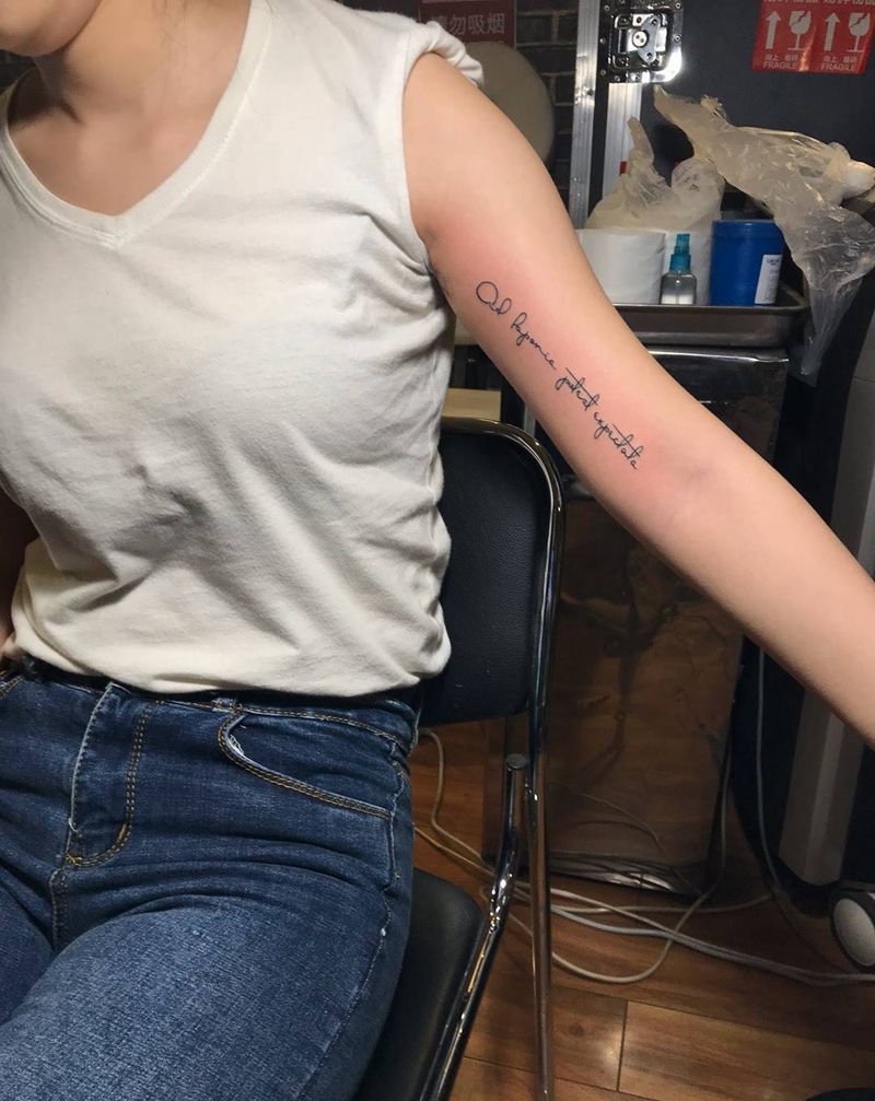 拉丁文纹身图片