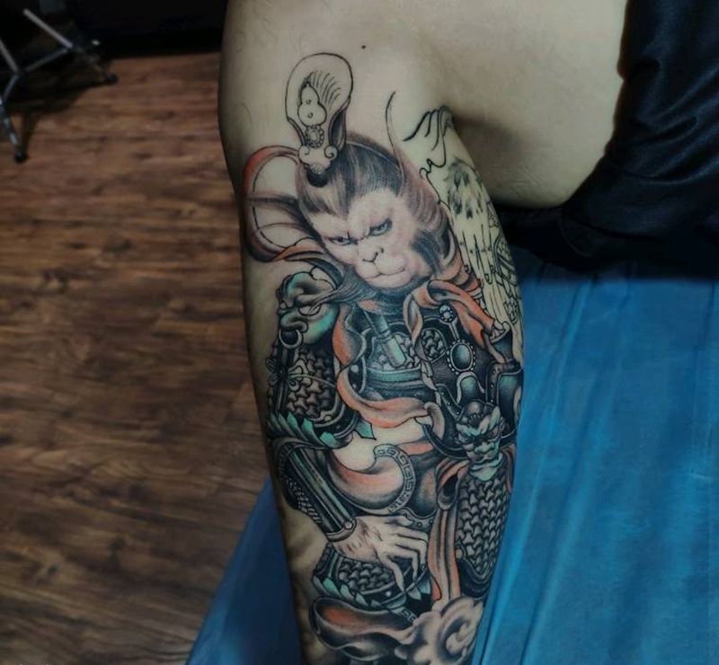 斗战胜佛纹身图片_腿部新传统猴子纹身图案