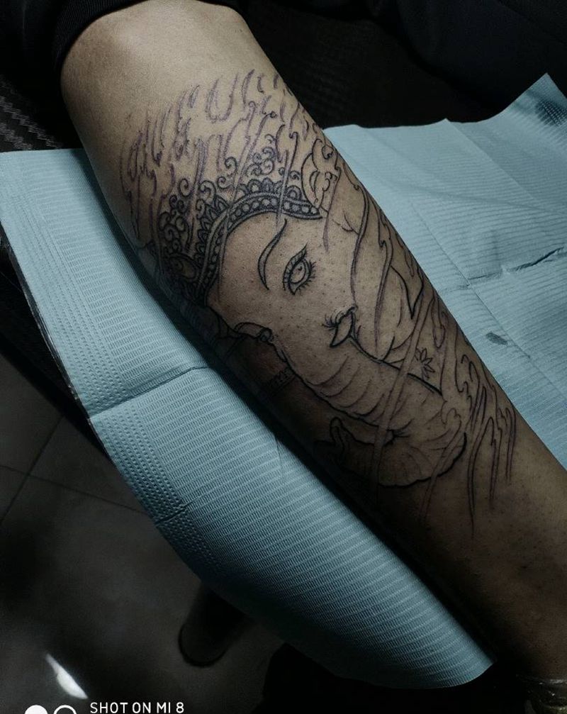 象神线条纹身图片