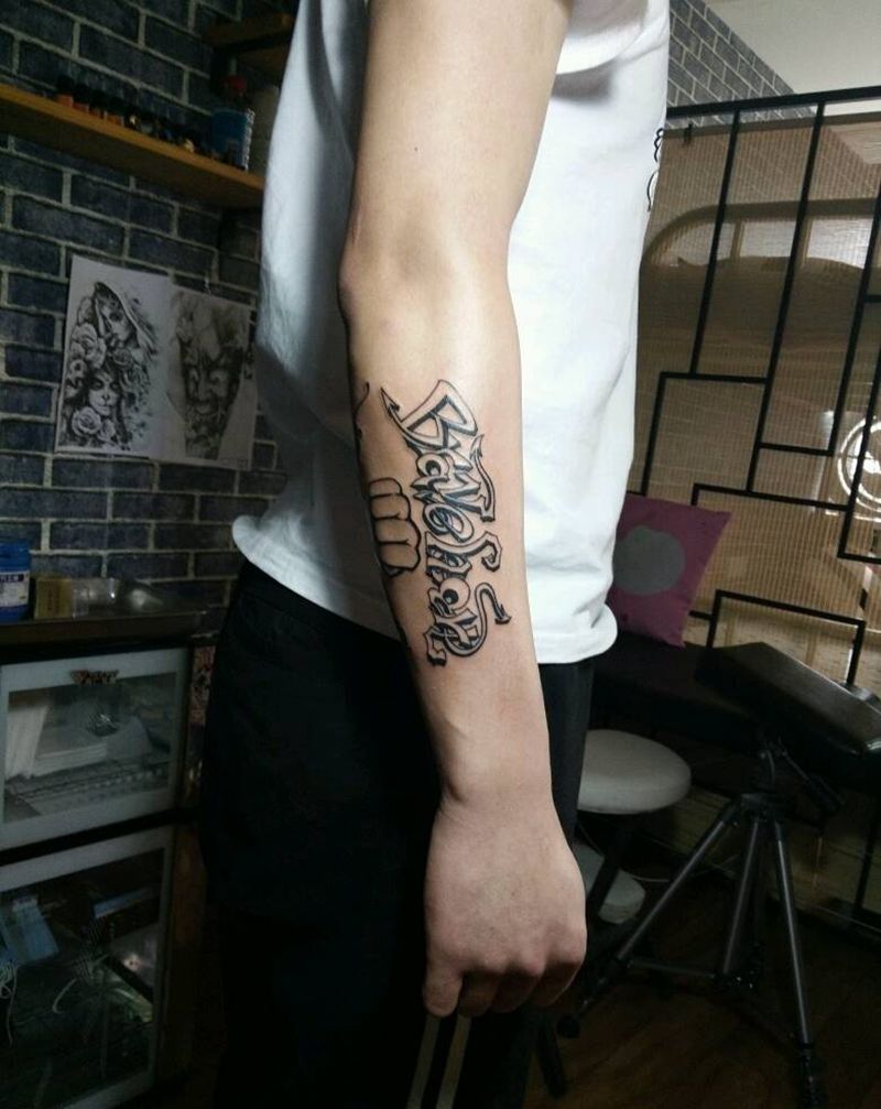 原创涂鸦字体纹身图片