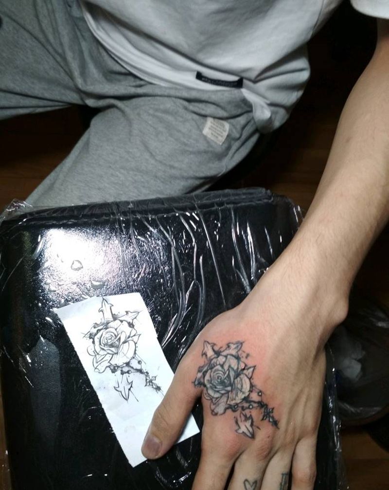 手面花纹身图片