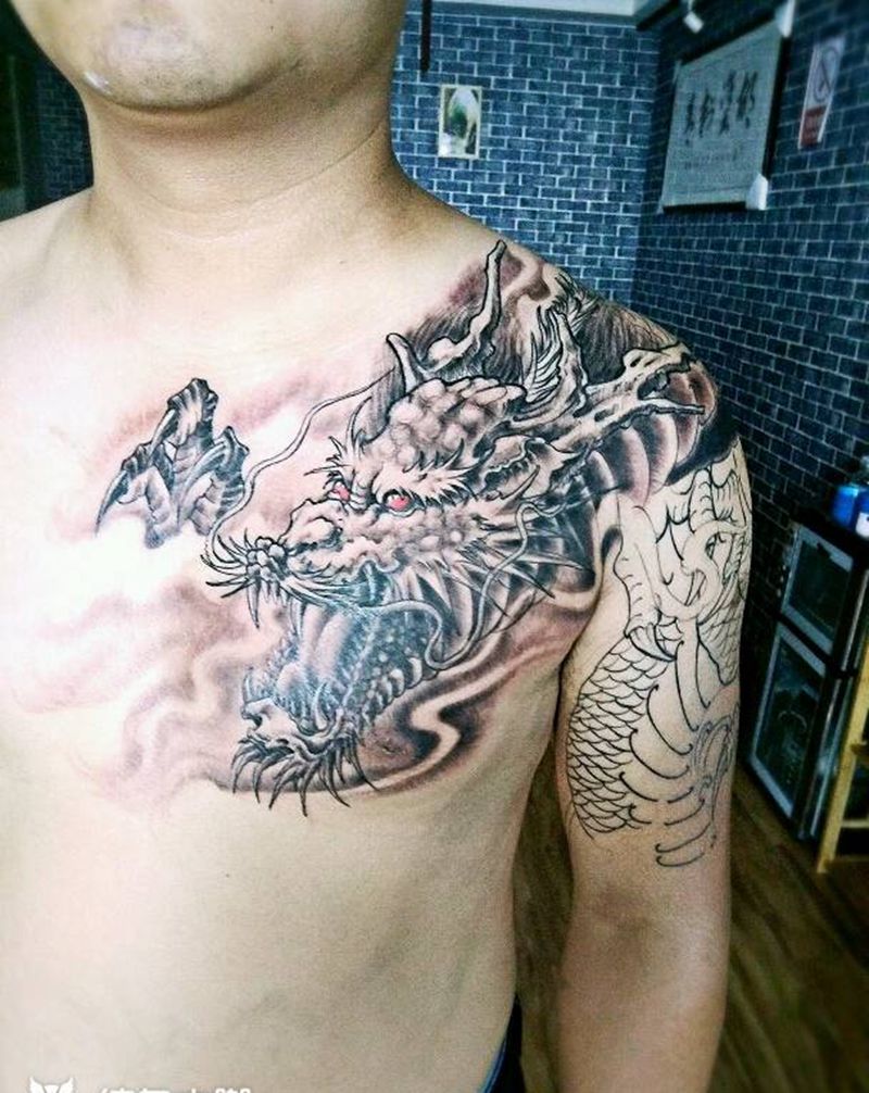 过肩龙未完成纹身图片