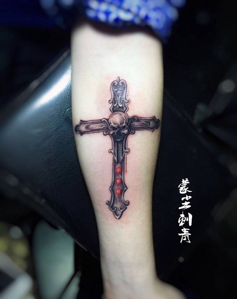 十字架呦纹身图片