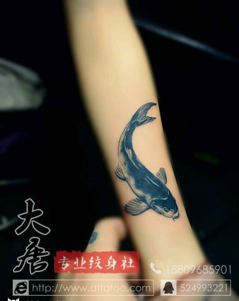 鲤纹身图片_￥300银川大唐纹身图案