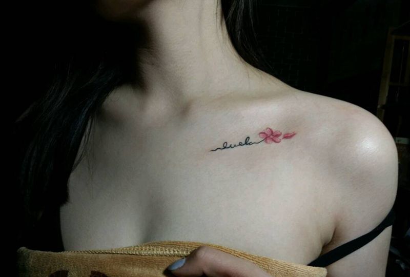 锁骨小图纹身图片