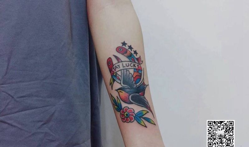 New schooled纹身图片