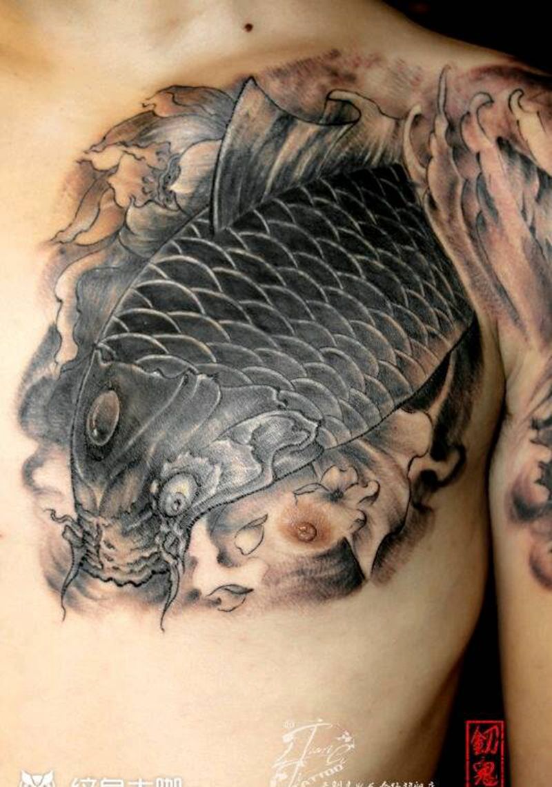 遮盖鱼纹身图片_肩部胸部手臂传统植物宗教成品纹身图案