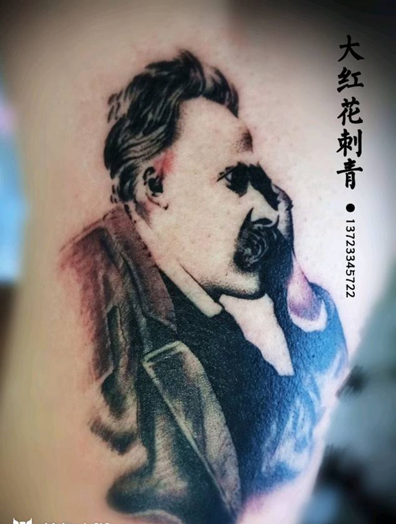 尼采纹身图片