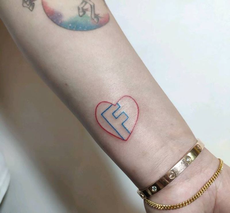 心纹身图片_手臂纹身图案