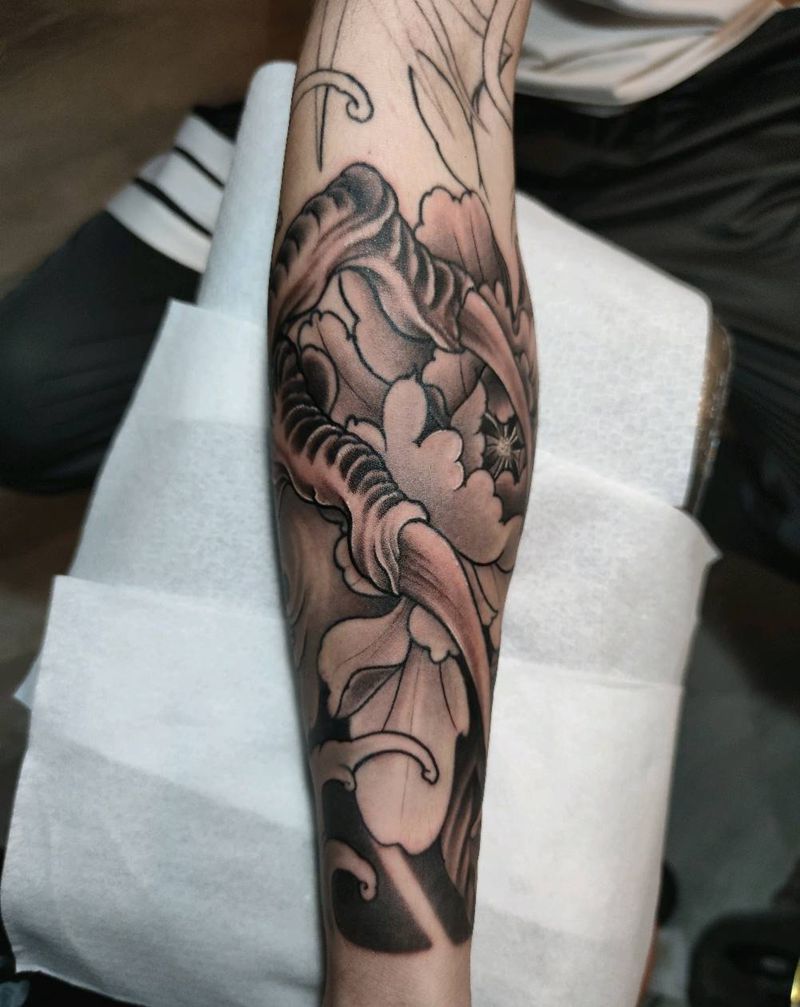 花臂未完纹身图片_手臂新传统纹身图案