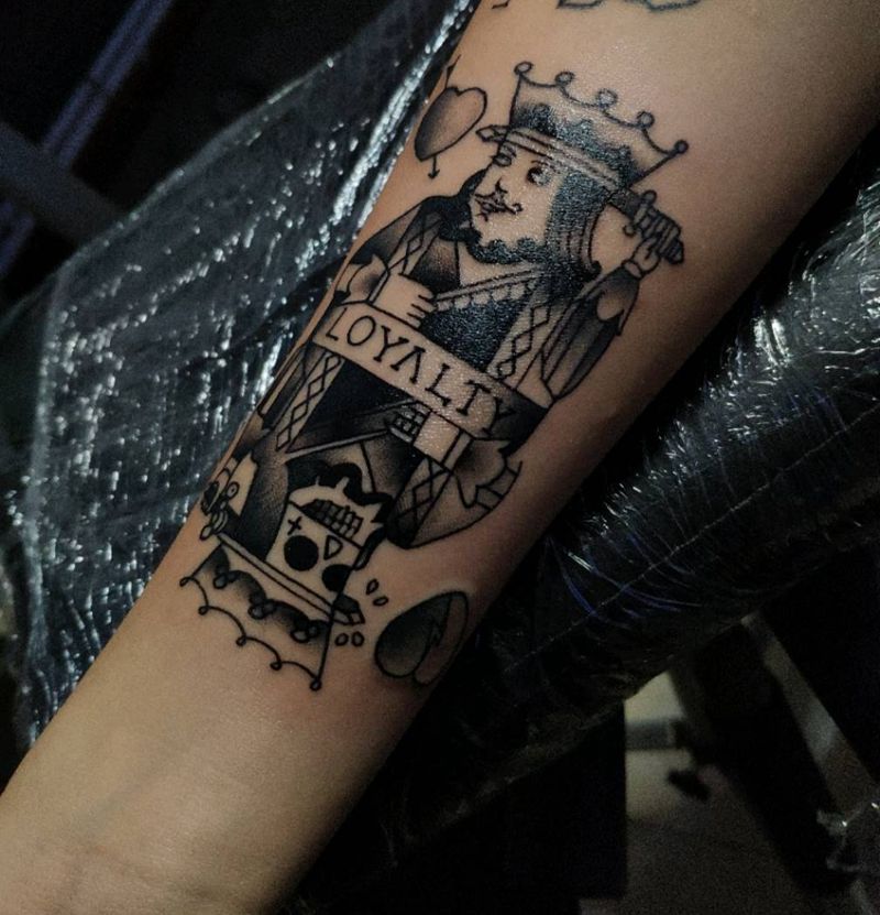 扑克牌花人纹身图片