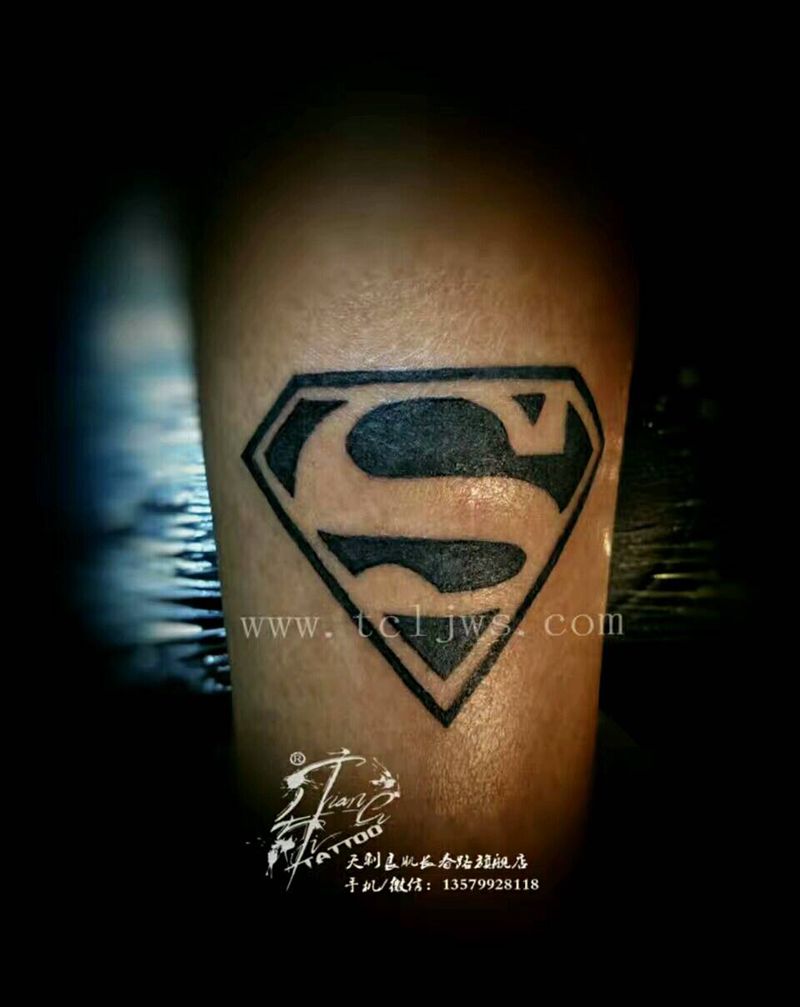 小图走一波纹身图片_清新成品纹身图案