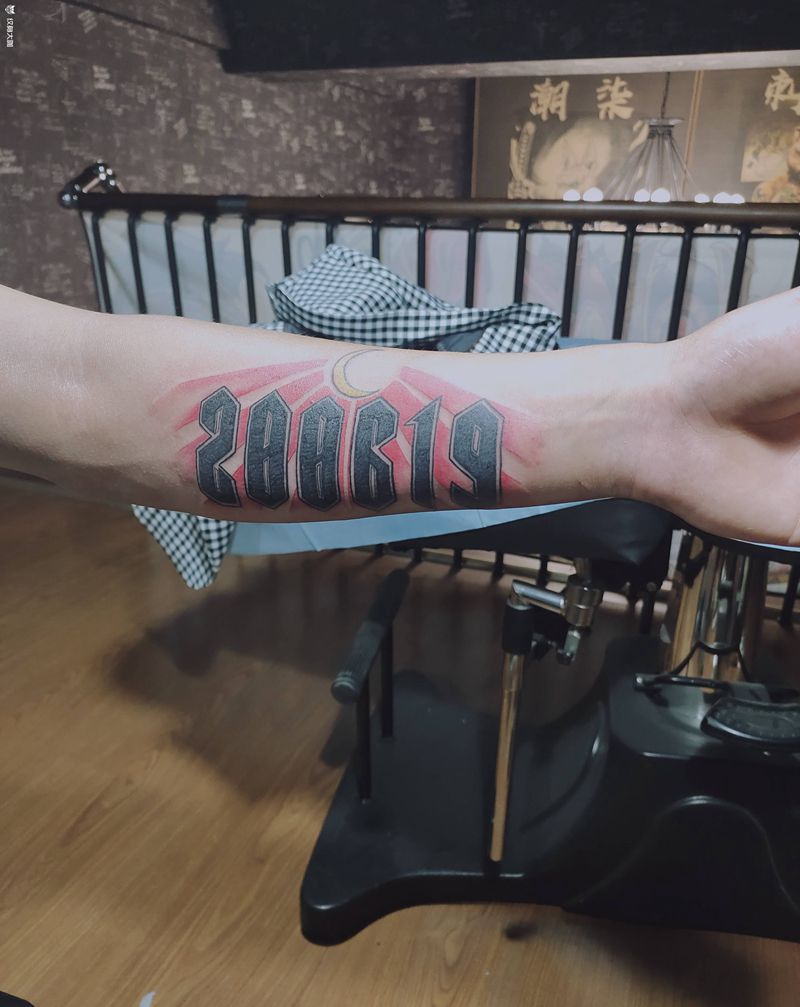 哥特式字体+佛珠纹身图片_手臂老传统图腾纹身图案