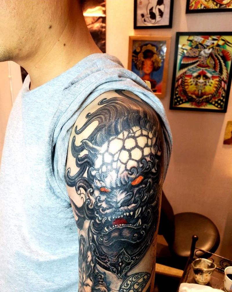 唐狮修改未完成纹身图片_手臂新传统纹身图案