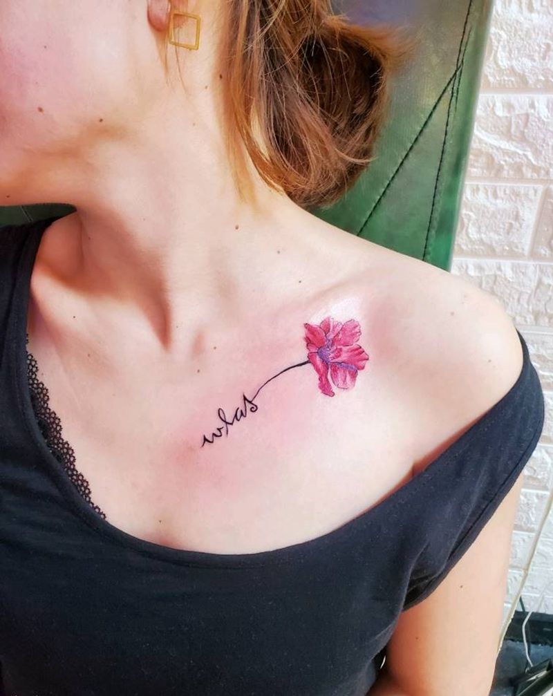 小清新纹身图片_胸部水彩纹身图案