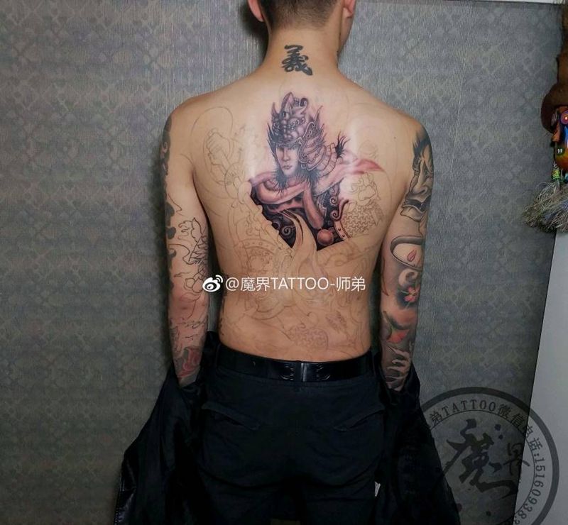 满背赵子龙（临）纹身图片_背部新传统纹身图案