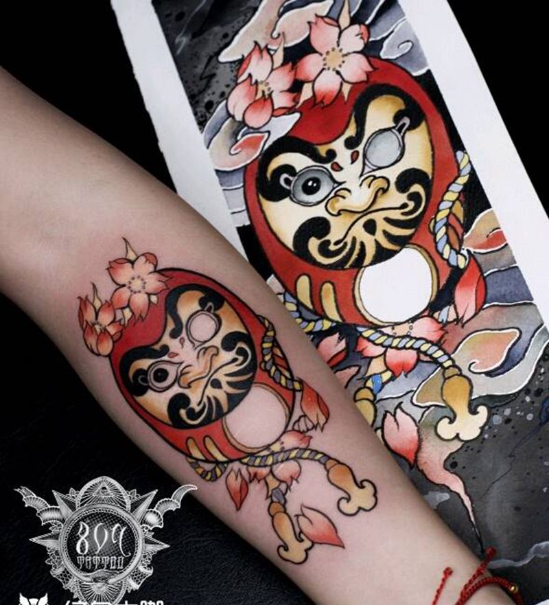 达摩蛋纹身图片_手臂新传统纹身图案