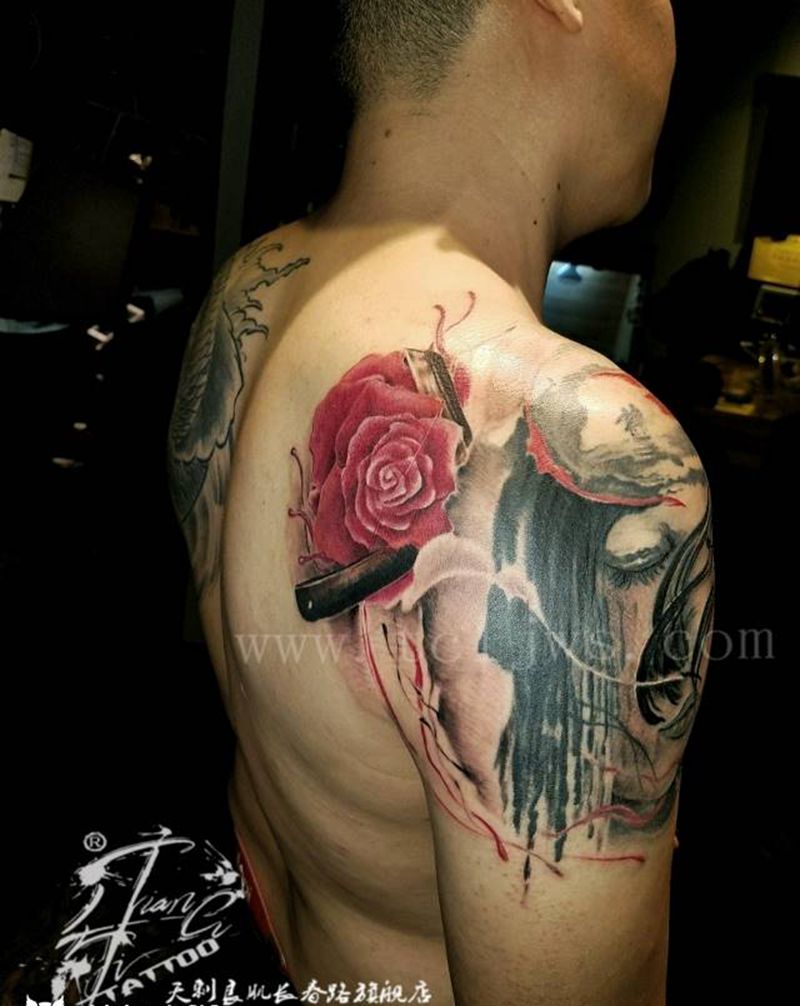 美女玫瑰花纹身-生活纹身图片