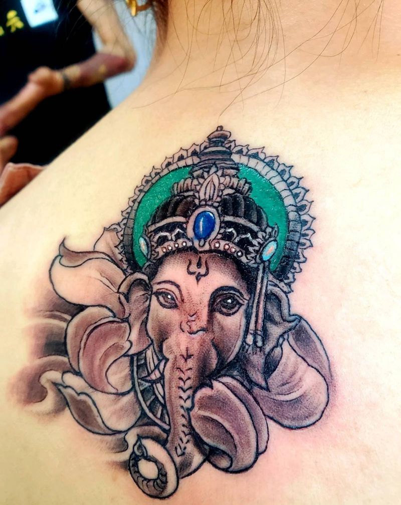 象神纹身图片_背部新传统纹身图案