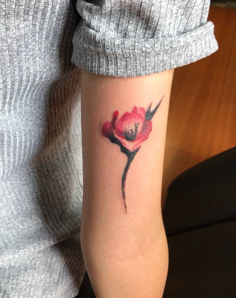 水墨花纹身图片