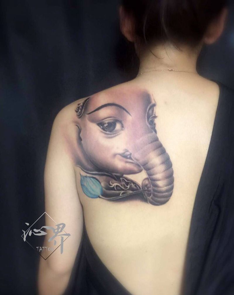 象神2纹身图片_成品肩部欧美写实动物纹身图案