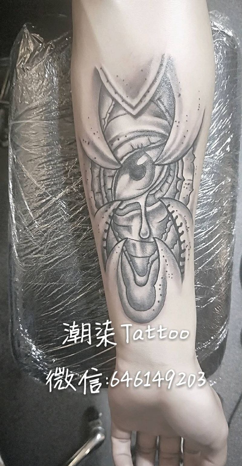 最近的活纹身图片