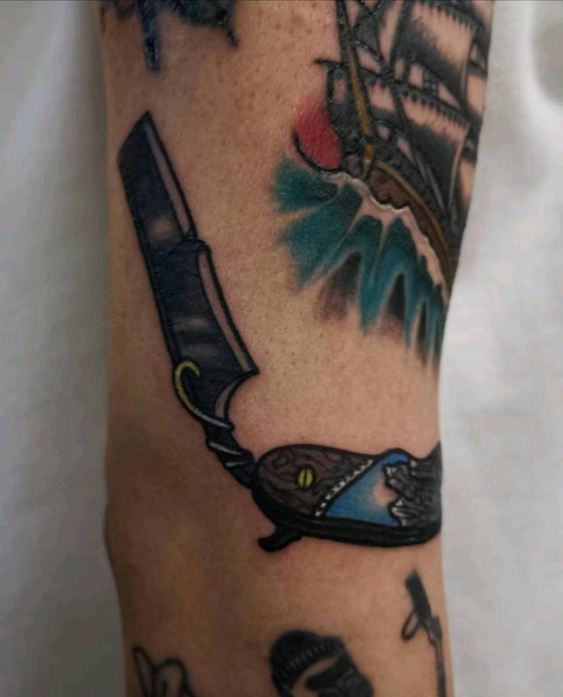 剃刀纹身图片_手臂Old School纹身图案