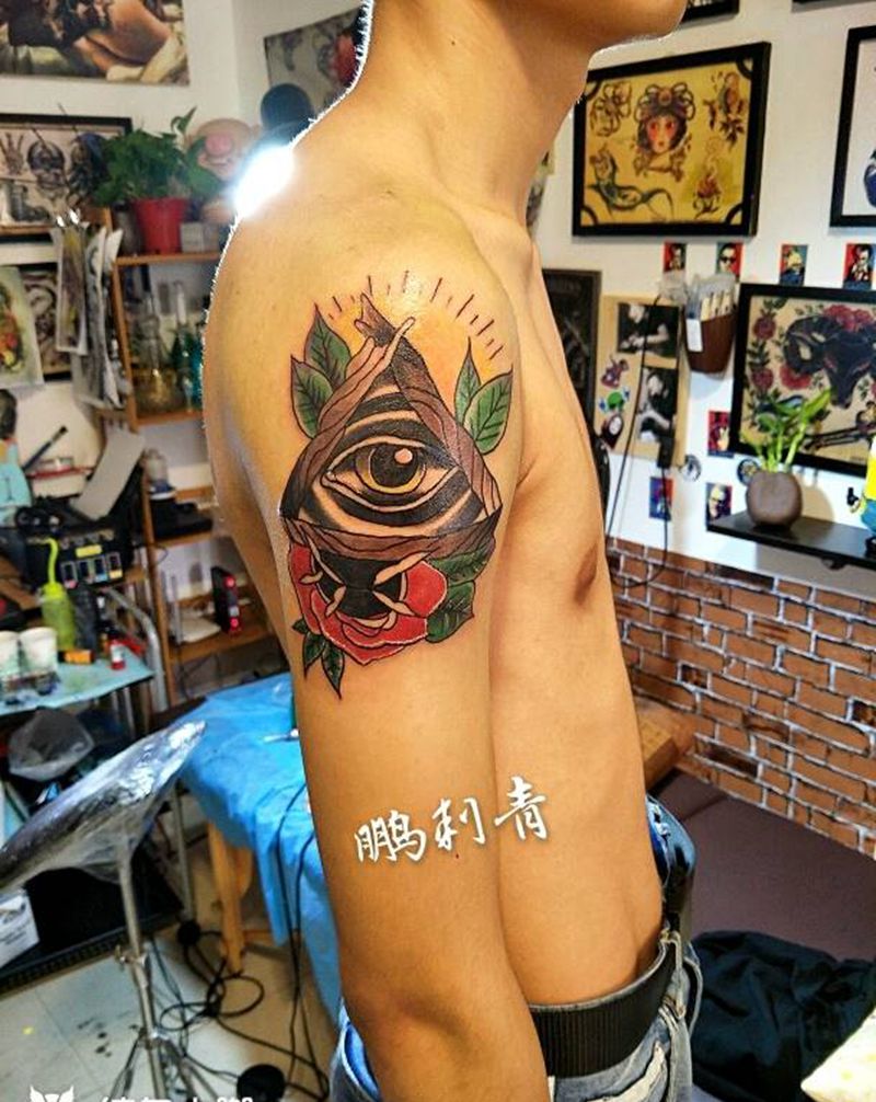 上帝之眼纹身图片