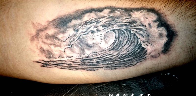 浪纹身图片