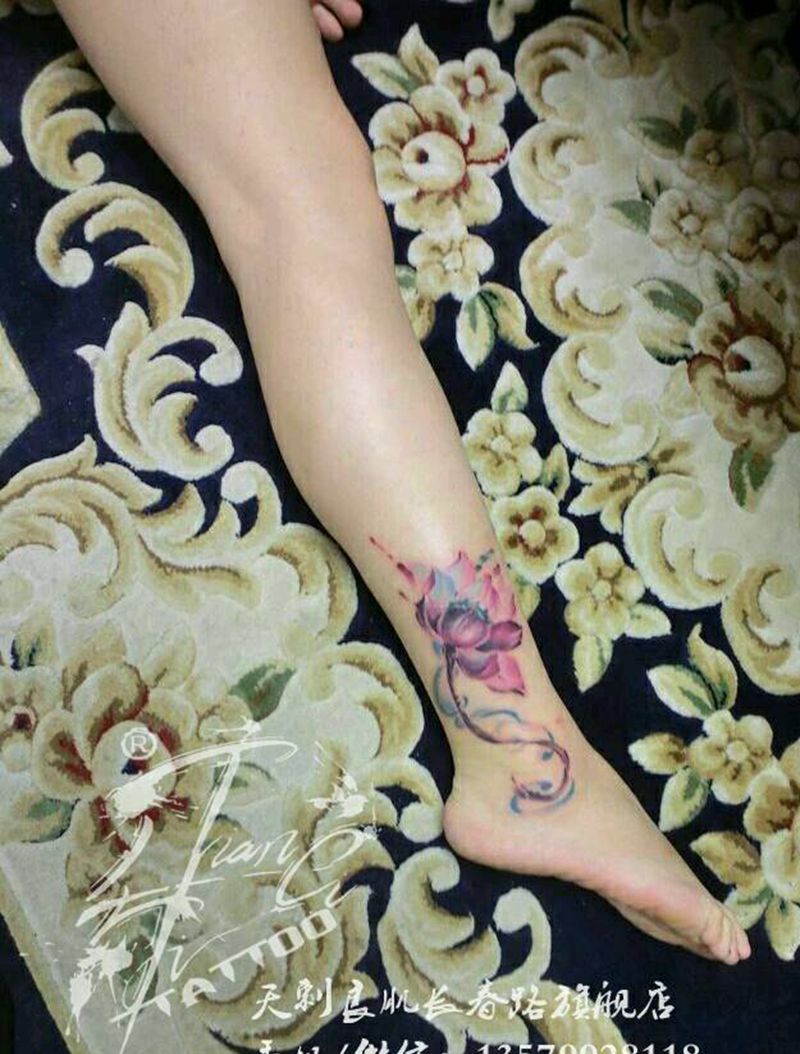 荷花纹身图片纹身图片