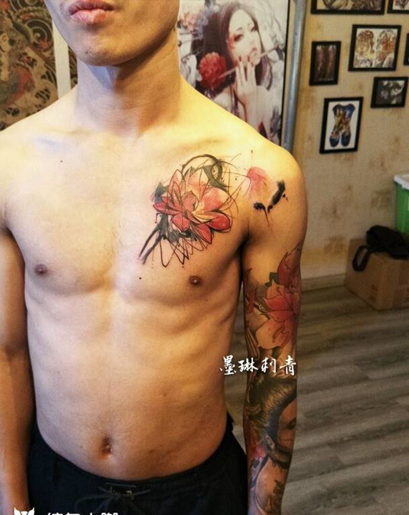 水墨花纹身图片