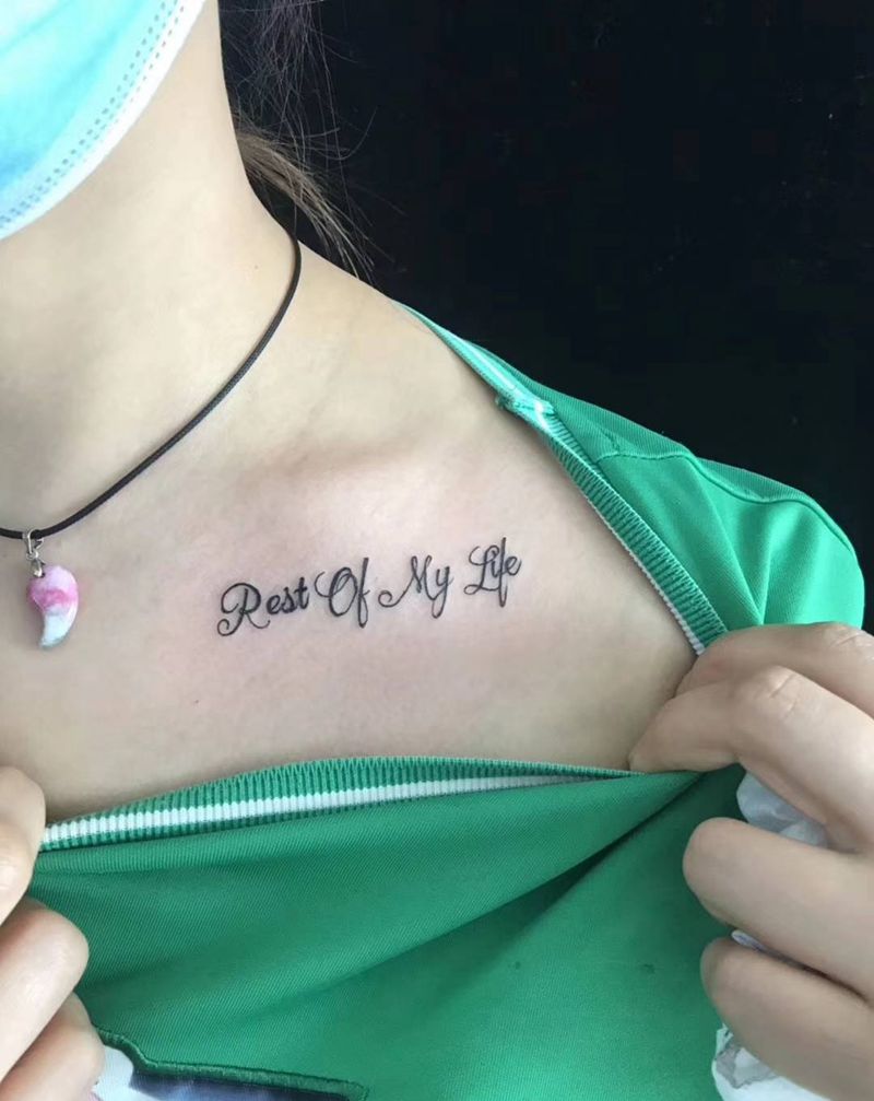 小清新作品纹身图片_胸部纹身图案