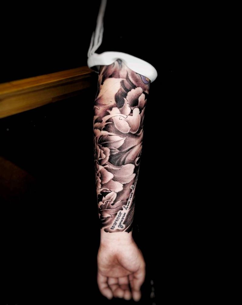 艺妓牡丹纹身图片_手臂新传统纹身图案