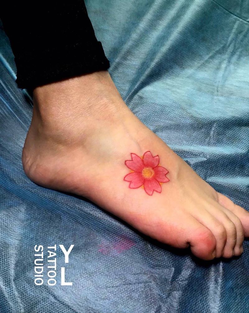樱花纹身图片_脚部纹身图案