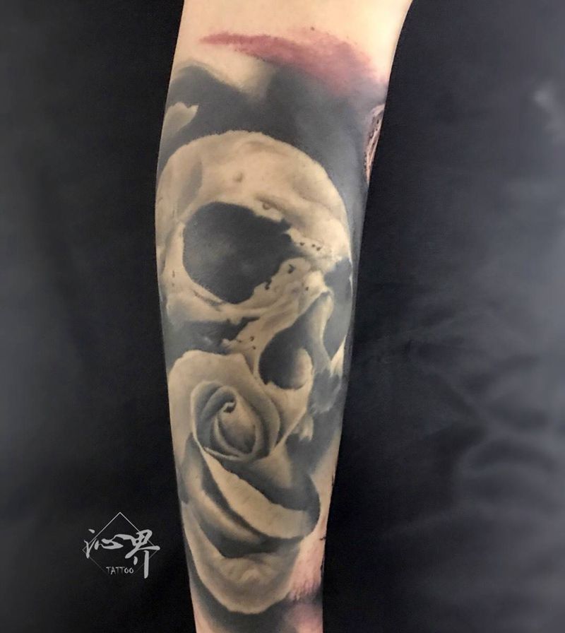 凝视纹身图片_成品腿部欧美写实植物动物人物纹身图案