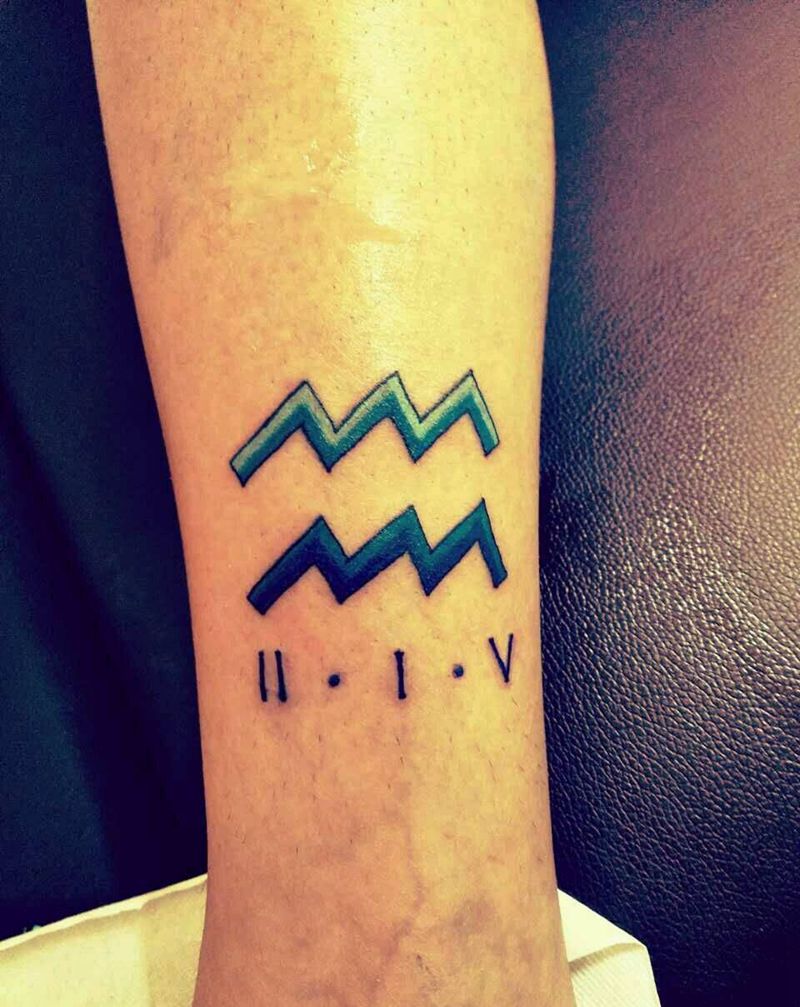 水瓶座纹身图片