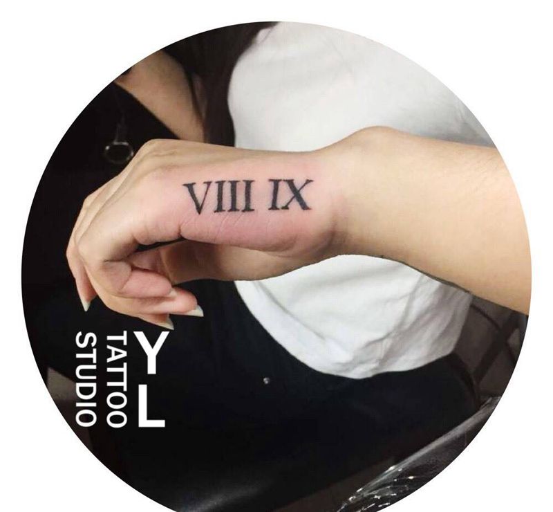 罗马数字纹身图片_手部纹身图案