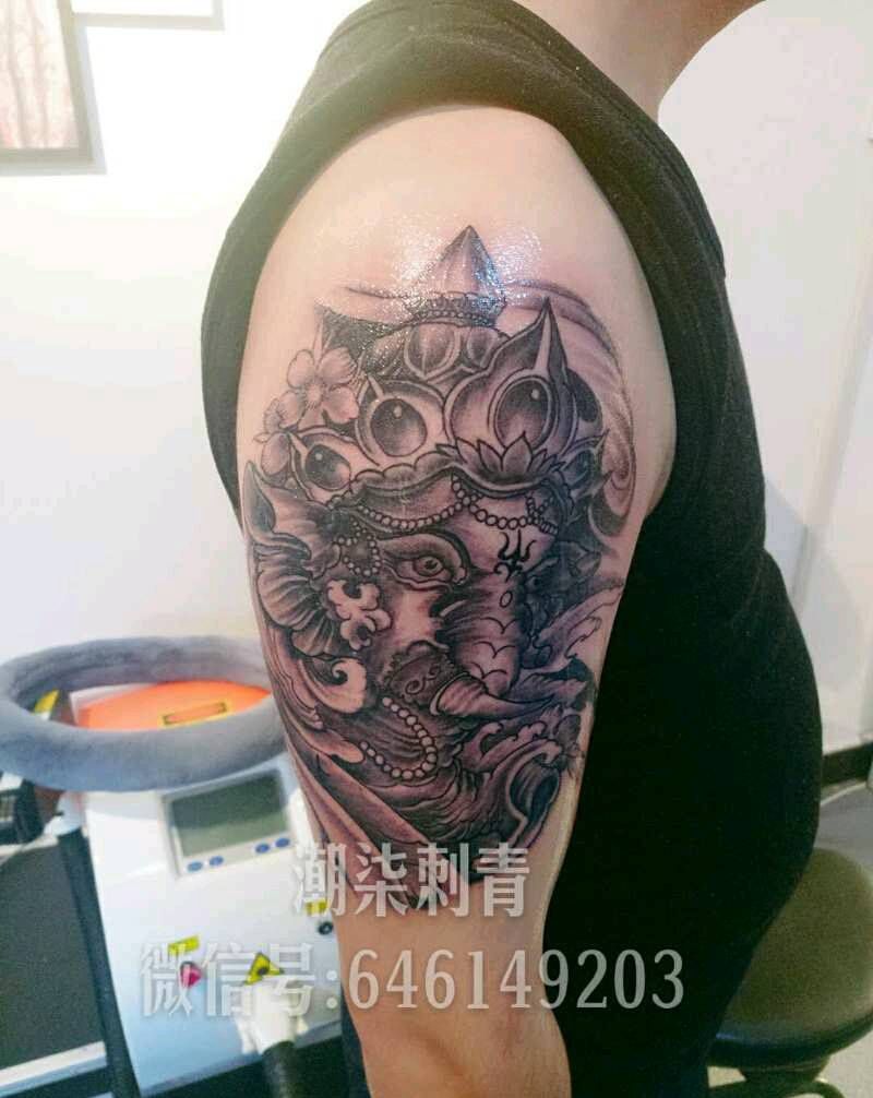 大臂象神纹身图片