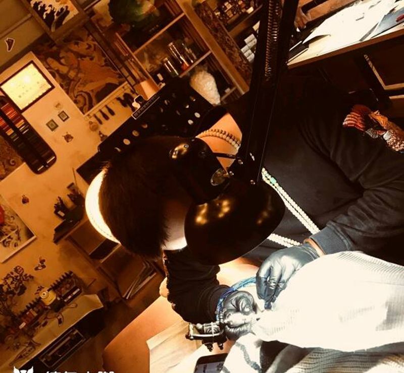 工作照纹身图片