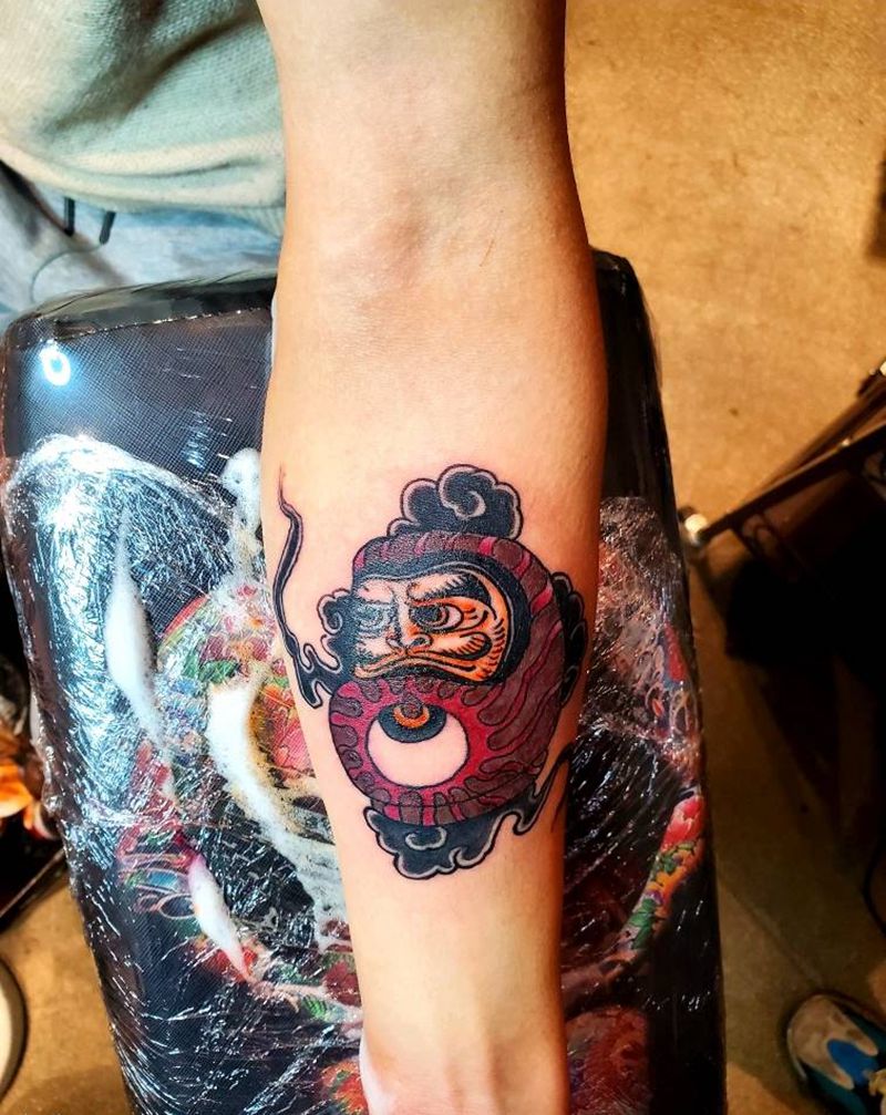 达摩蛋纹身图片_手臂老传统纹身图案