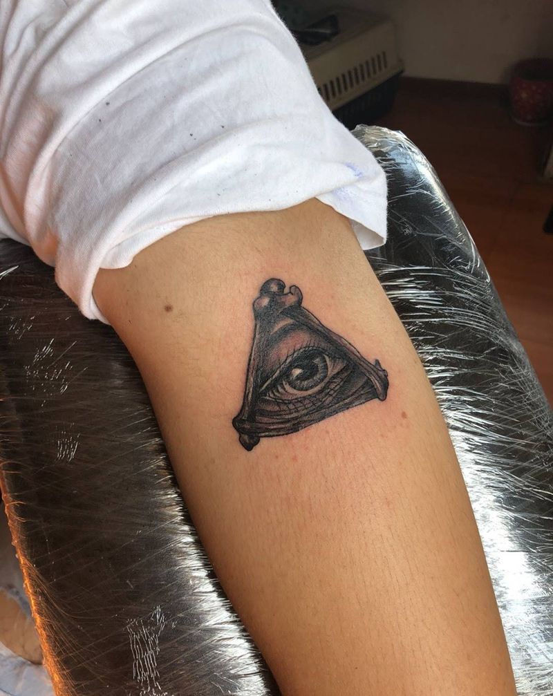 上帝之眼纹身图片