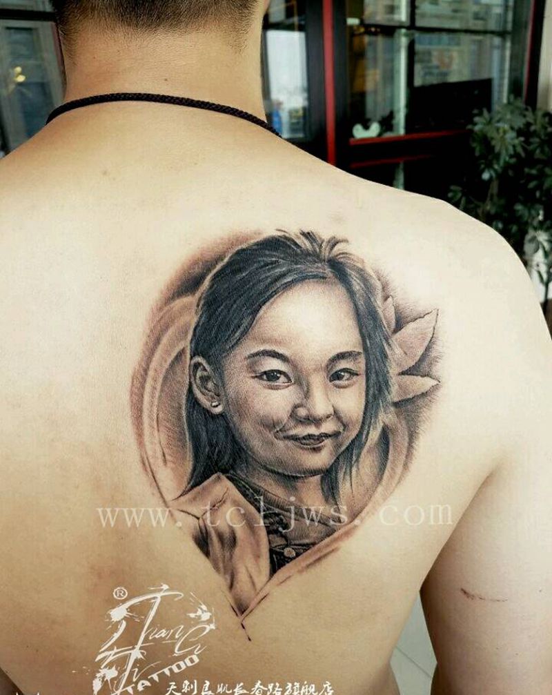 女儿肖像照片~纹身图片