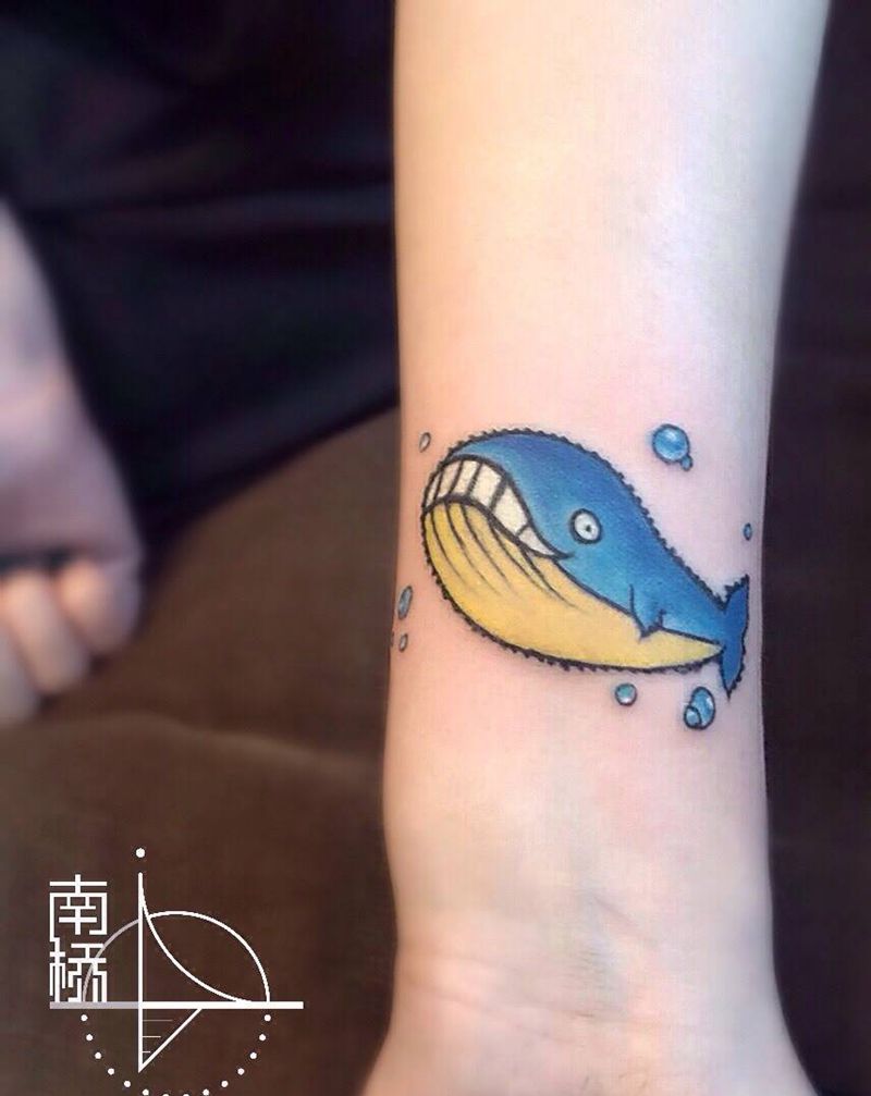 小鲸鱼纹身图片_成品手部清新动物原创纹身图案