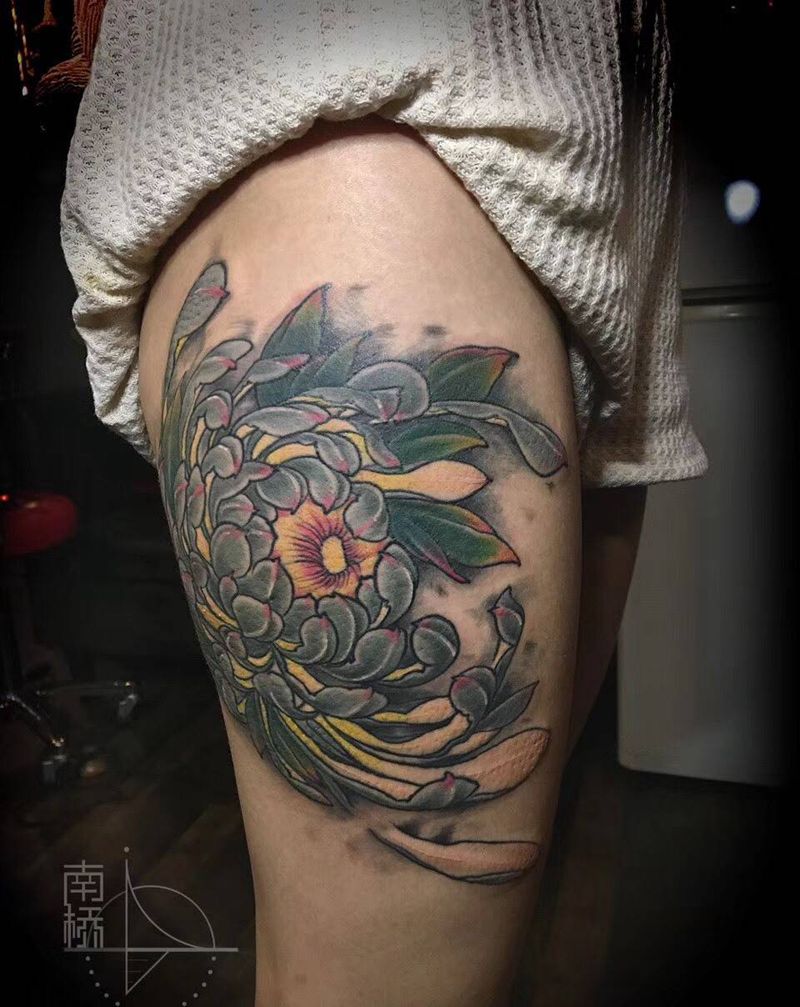 菊花纹身图片_原创植物传统腿部成品纹身图案