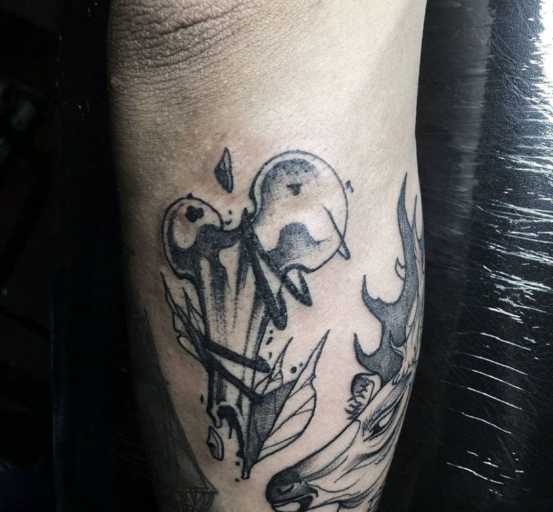 骨头纹身图片_手臂纹身图案