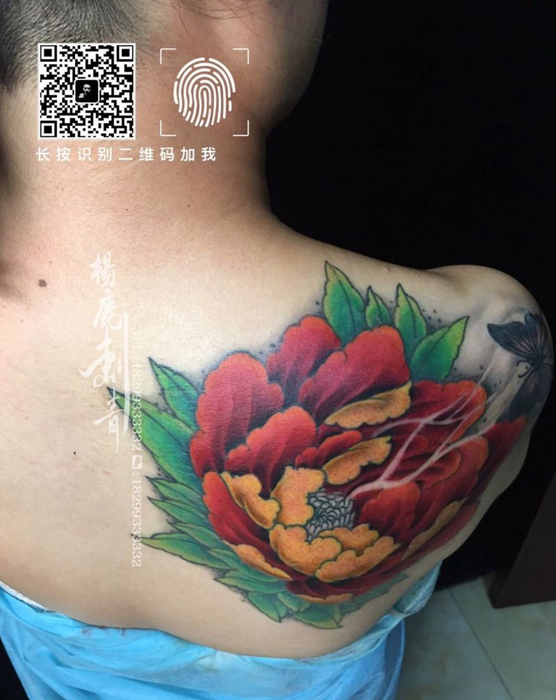 原创牡丹未完待续！纹身图片_背部新传统牡丹原创纹身图案