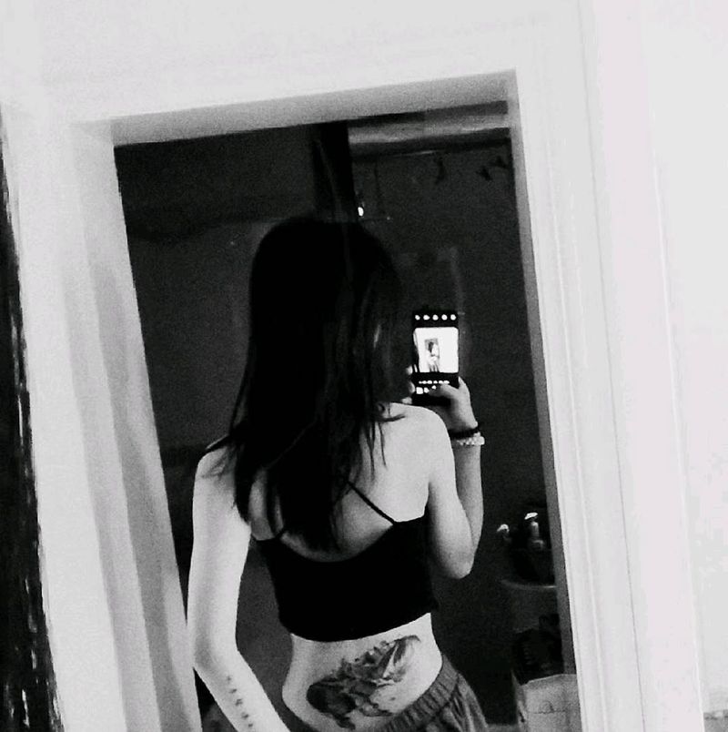 模糊的买家秀纹身图片_腰部纹身图案