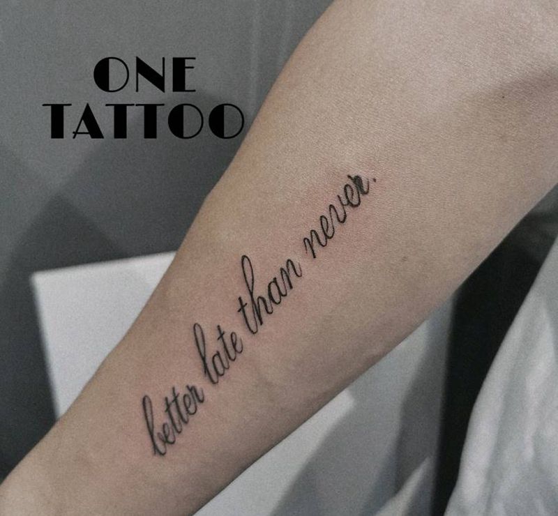 字母纹身图片_手臂纹身图案