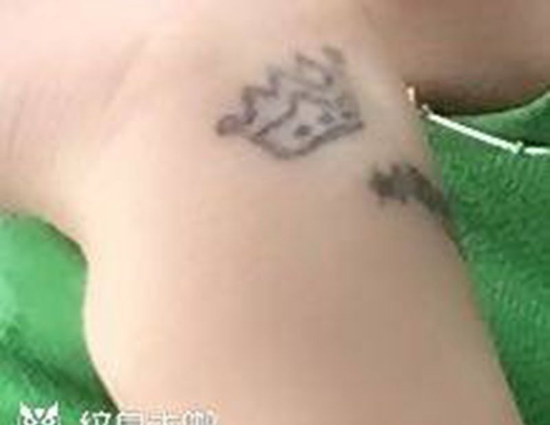 脉搏 遮盖纹身图片_传统成品手部手臂植物清新纹身图案