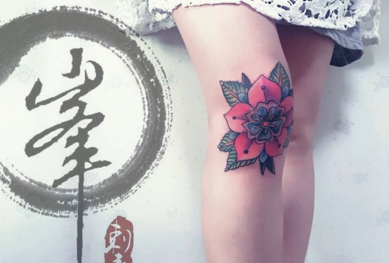 #疤痕遮盖纹身图片_清新成品腿部植物纹身图案